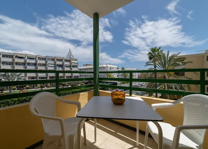 Dunas Y Olas بلايا ديل إنغلز